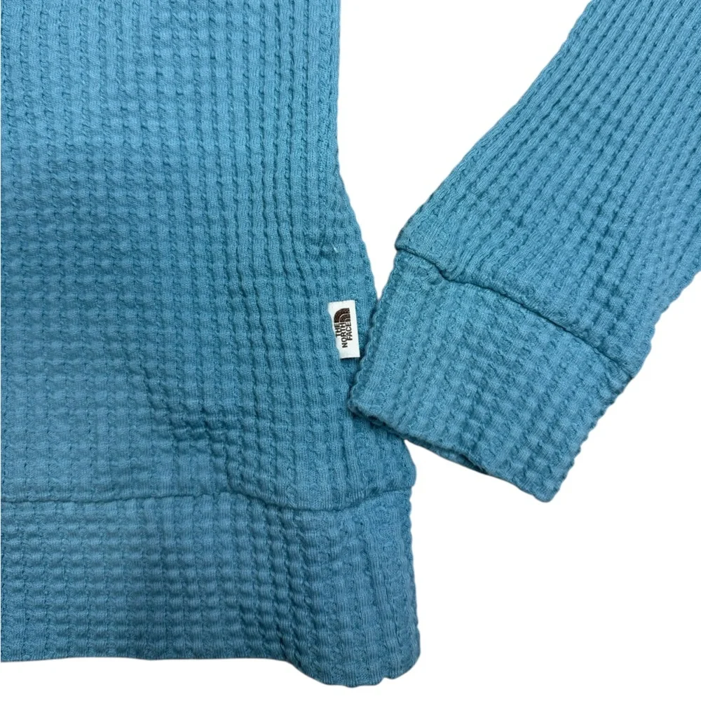 The North Face Women's Long Sleeve Mock Neck Chabot‎